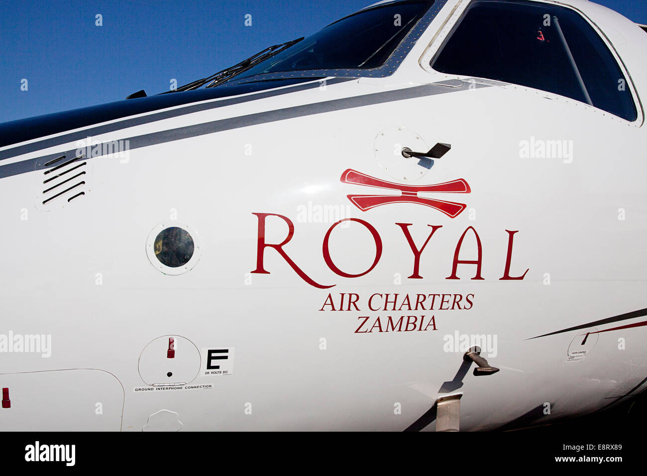 Nahaufnahme des Cockpits des ROYAL Air Charter. Stockfoto