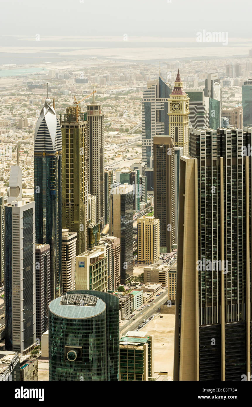 Blick von der Aussichtsplattform des Burj Khalifa, Downtown Dubai, Dubai, Vereinigte Arabische Emirate Stockfoto