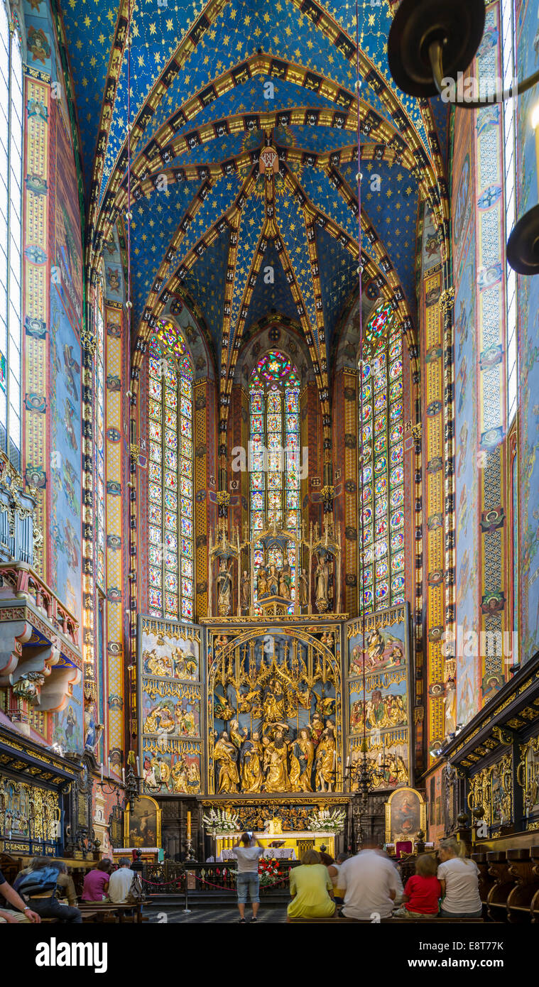 Gotische Hochaltar von Veit Stoss, gotische St. Marienkirche, Altstadt Stare Miasto, Krakau, Polen Woiwodschaft, Kleinpolen Stockfoto