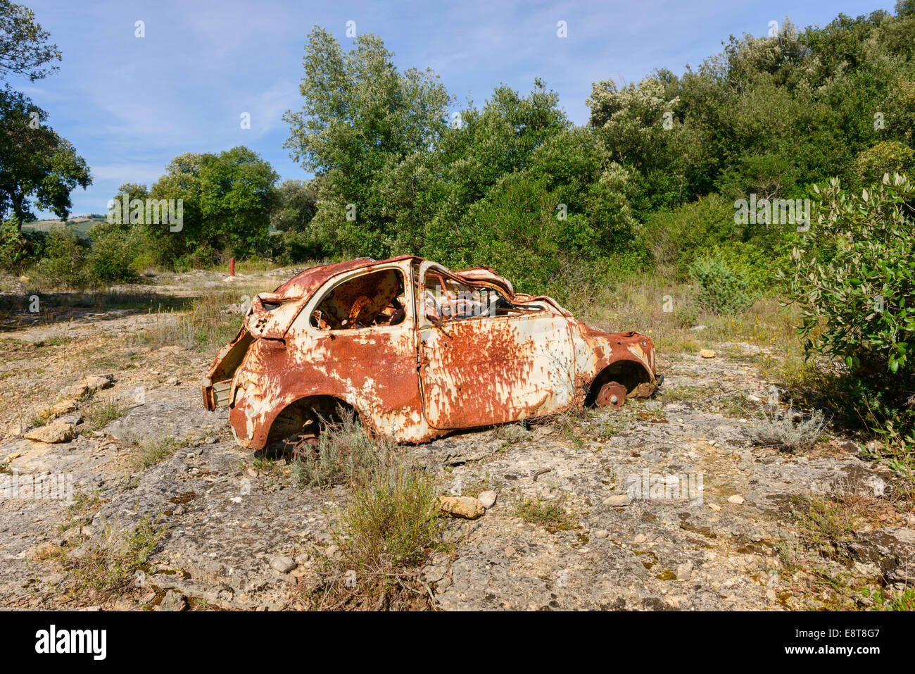 Verlassenes Auto Stockfoto