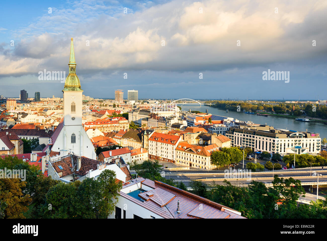 Skyline von Bratislava, Slowakei Stockfoto