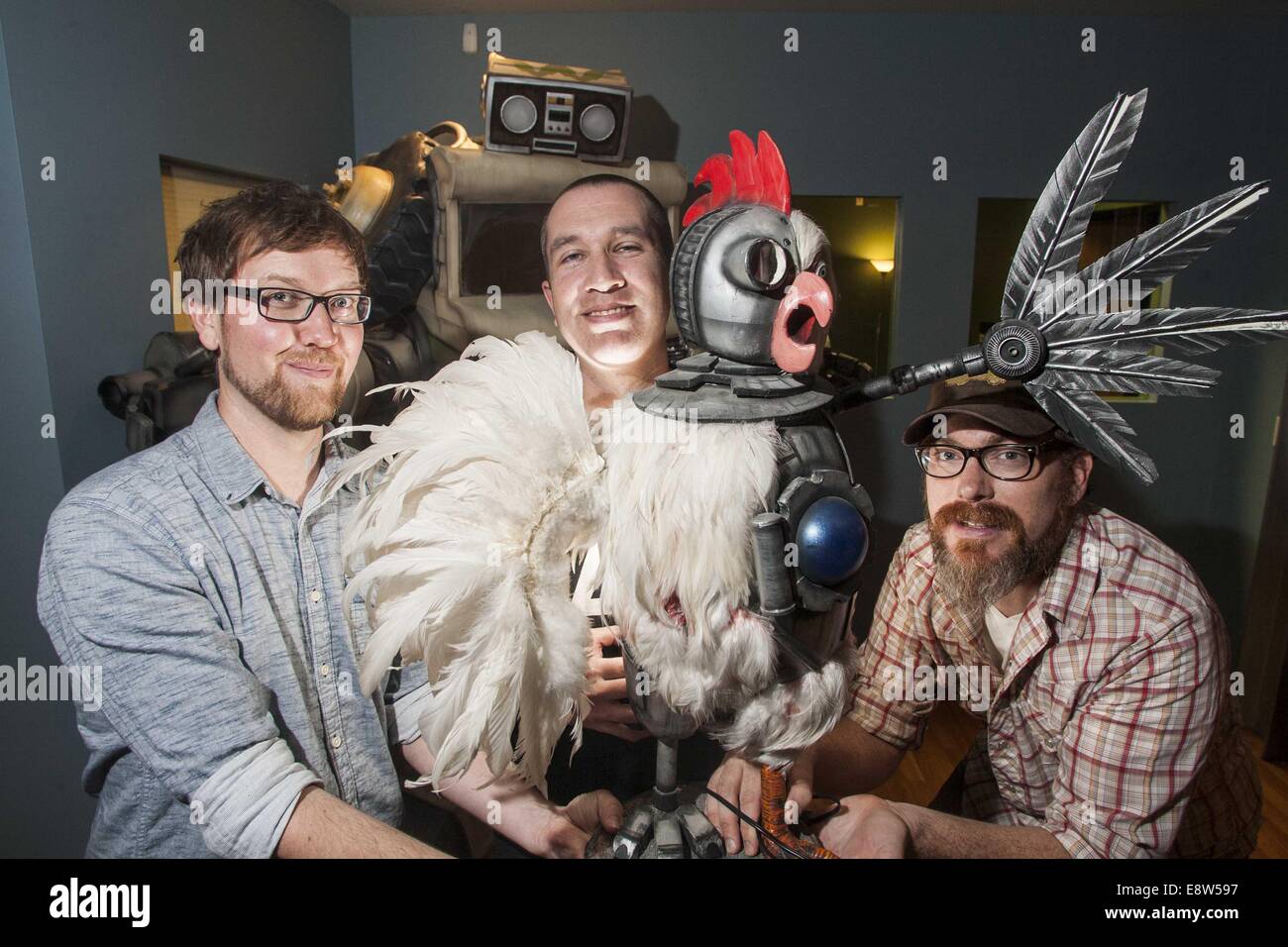 Los Angeles, Kalifornien, USA. 8. Sep, 2014. Von L bis R, Eric Towner, Matthew Senreich und John Harvatine IV Ã Execs bei Stop Motion Animationsfirma Stoopid Buddy Stoodios. © Ringo Chiu/ZUMA Draht/Alamy Live-Nachrichten Stockfoto