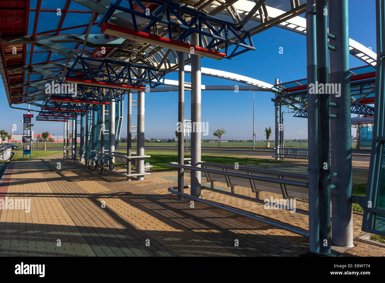 Letnany u-Bahnstation, der letzten Station Linie C, endet in den Feldern, Prag, Tschechische Republik, Europa Stockfoto