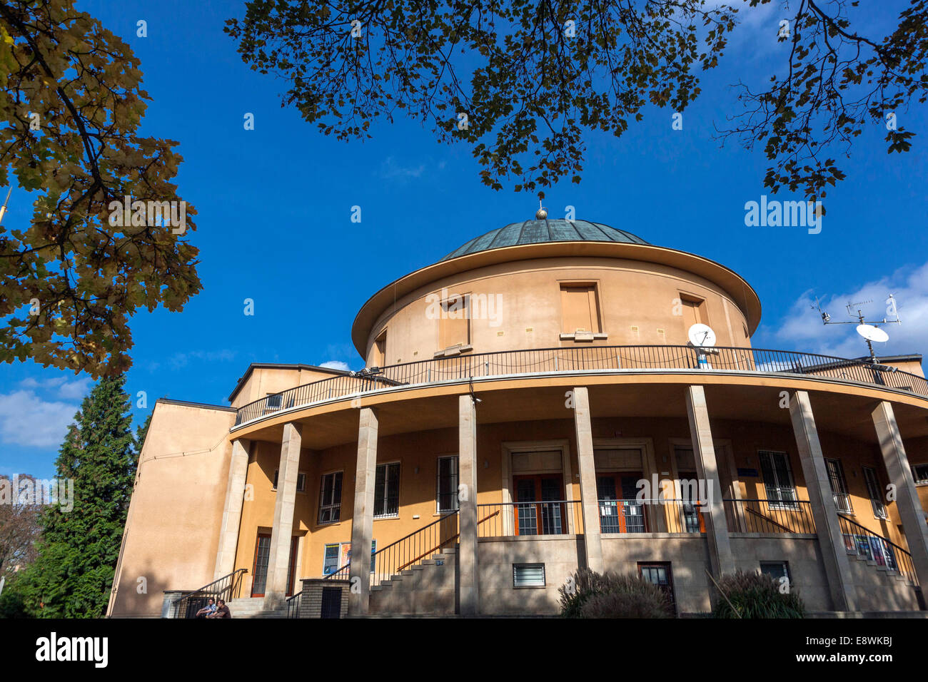 Planetarium, Park Stromovka Holesovice in Prag in der Tschechischen Republik Stockfoto