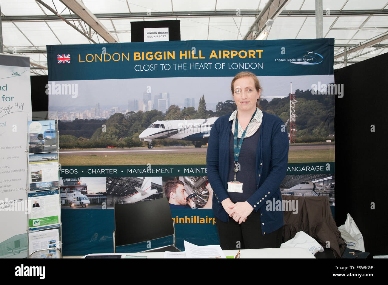 Flughafen London Biggin Hill war mit einem Stand am Bromley und Kent Business Expo bei Temperierzeiten Garden Centre. Stockfoto