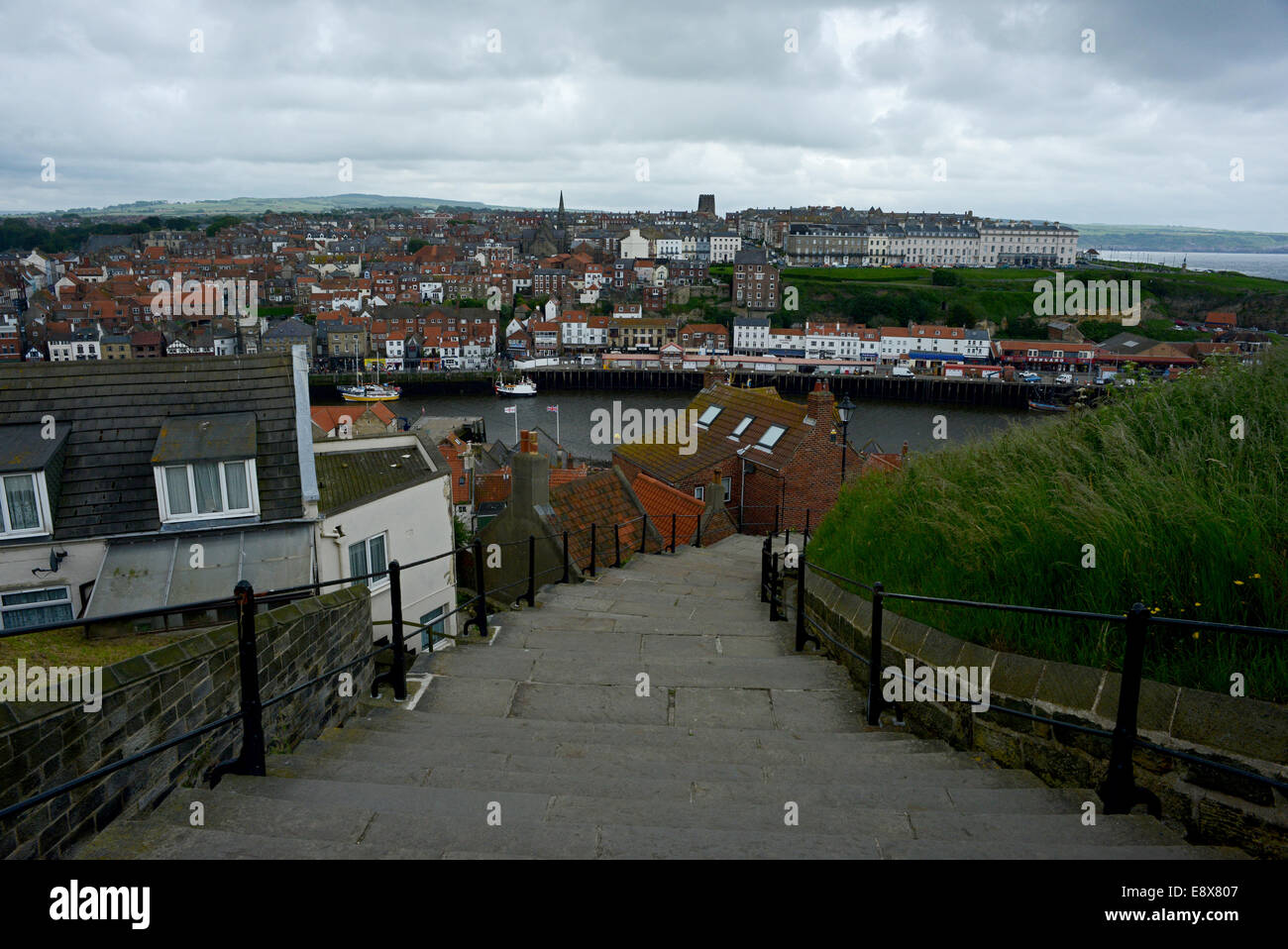 Whitby - Kirche Schritte Stockfoto