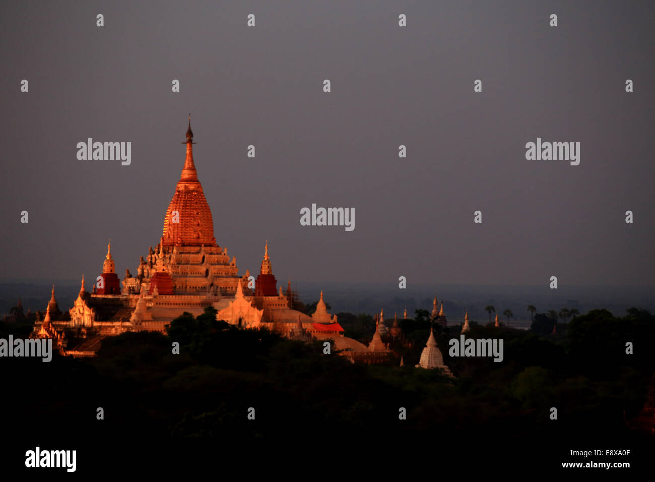 Pagoden von Bagan schöne Stockfoto