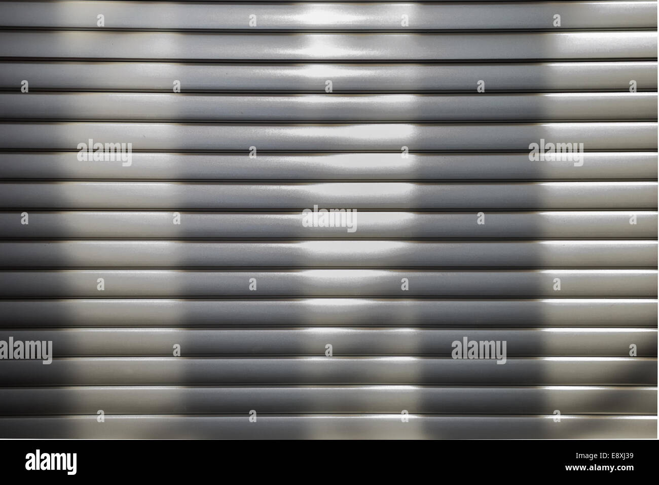 silbrig horizontale und vertikale Schatten Stockfoto