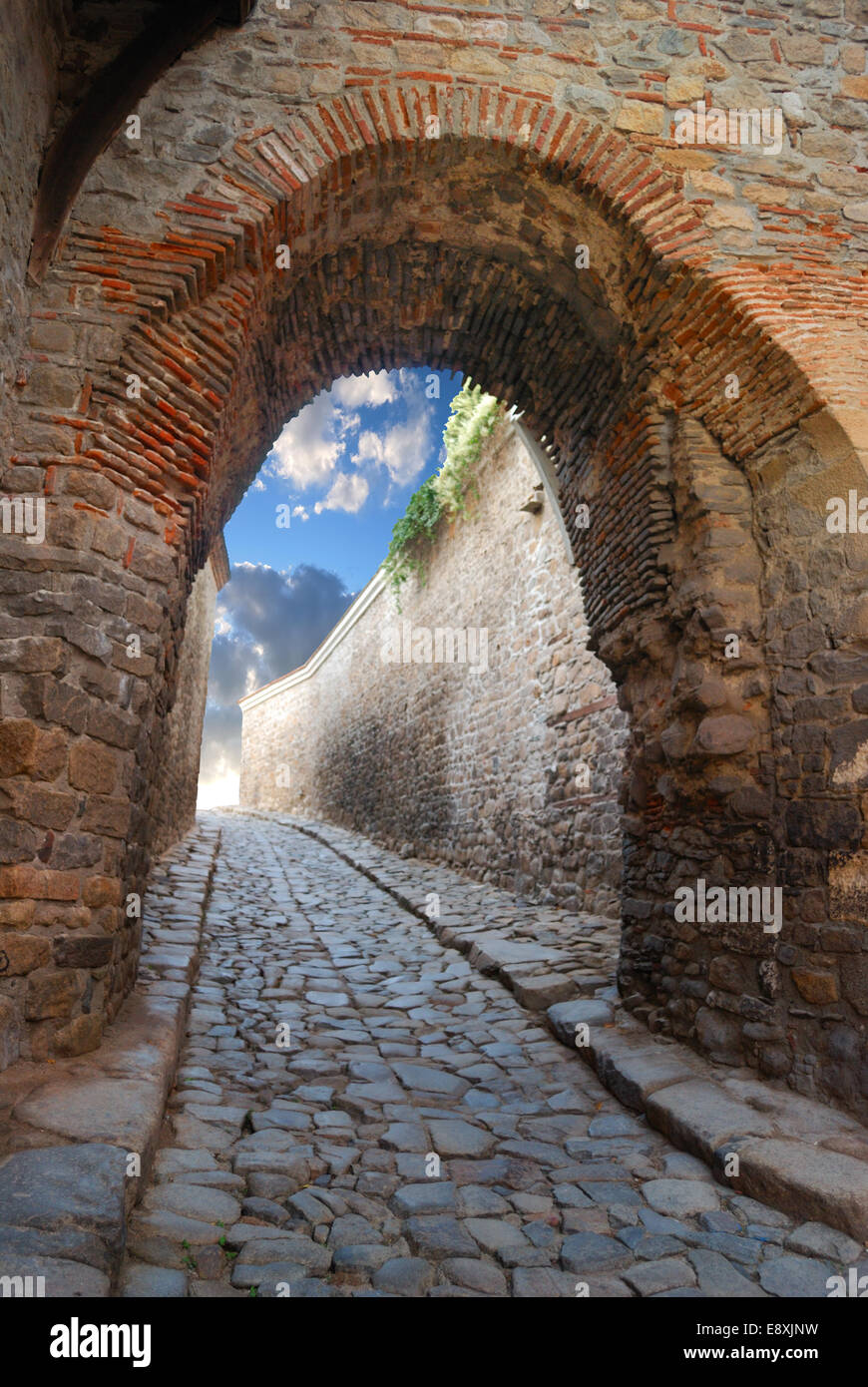 Durchgang in einer alten Festung Stockfoto