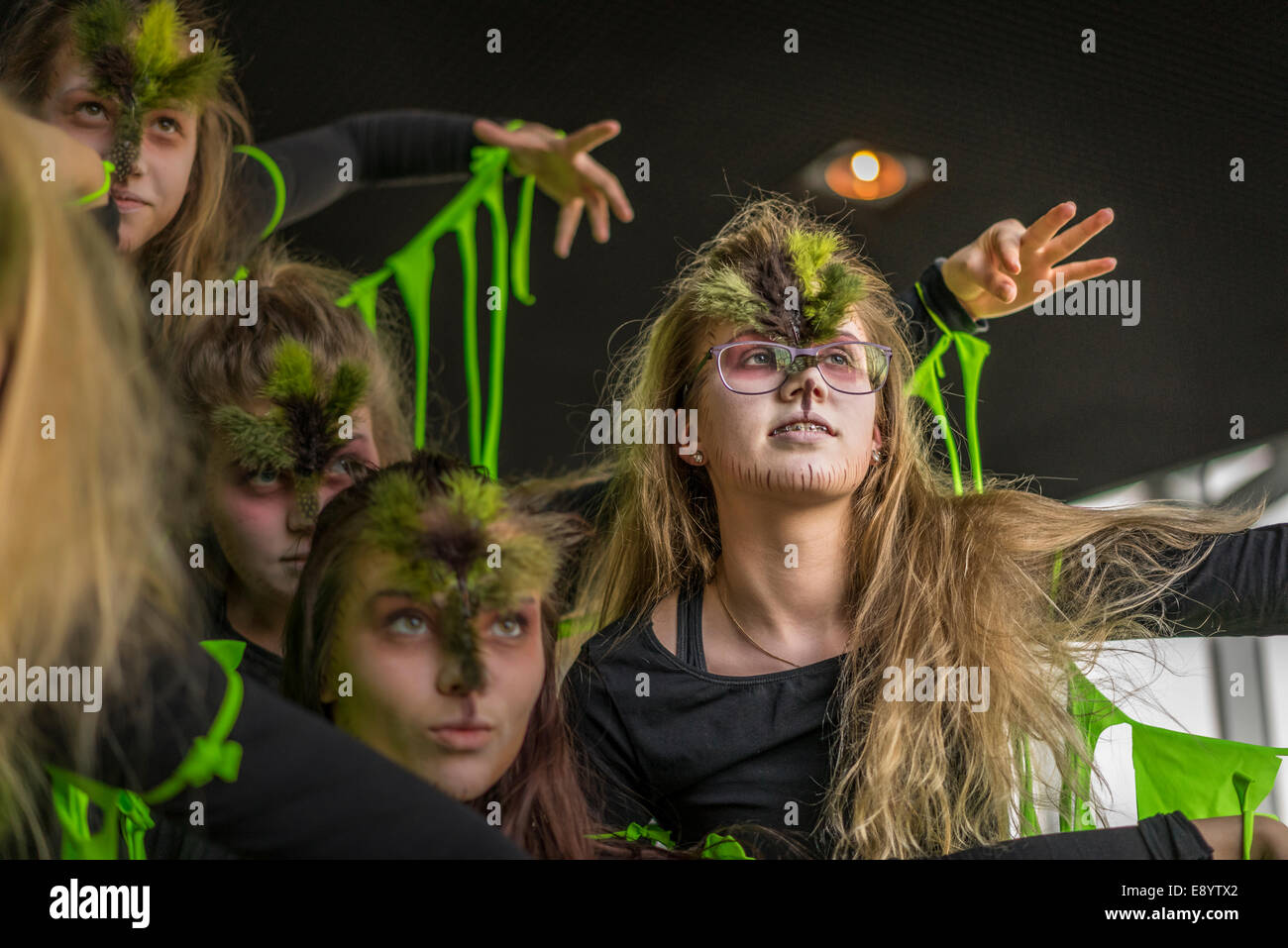 Tänzer, Kinderfest, Harpa, Reykjavik, Island Stockfoto