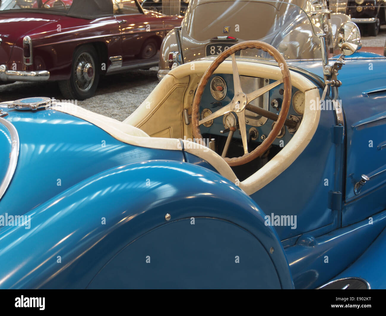 Der 1927 Bugatti Sport 35B mit 8-Zylinder-Motor und 140 PS ist ein historischer Rennwagen mit einer Höchstgeschwindigkeit von 210 km/h. Stockfoto