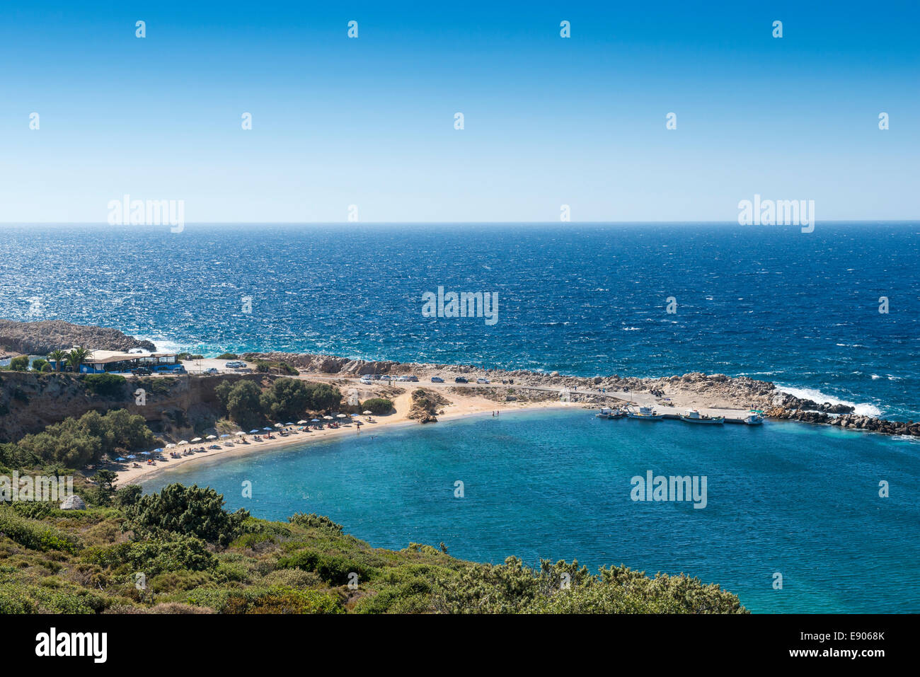 Panoramablick über Limionas und das Mittelmeer, Insel Kos, Griechenland Stockfoto