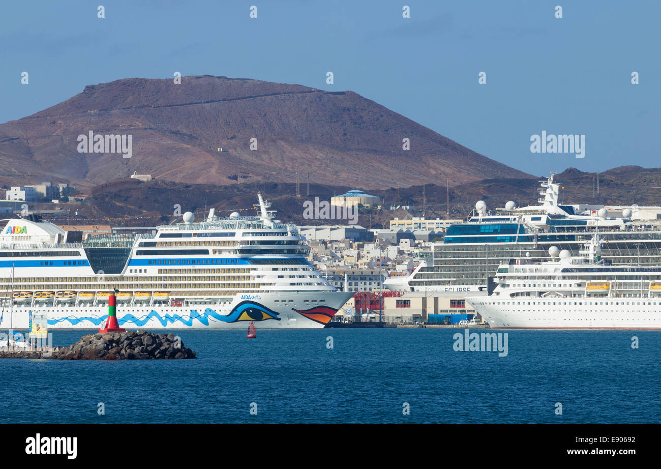 Drei Kreuzfahrtschiffe besuchen, Las Palmas, Gran Canaria, Kanarische Inseln, Spanien Stockfoto