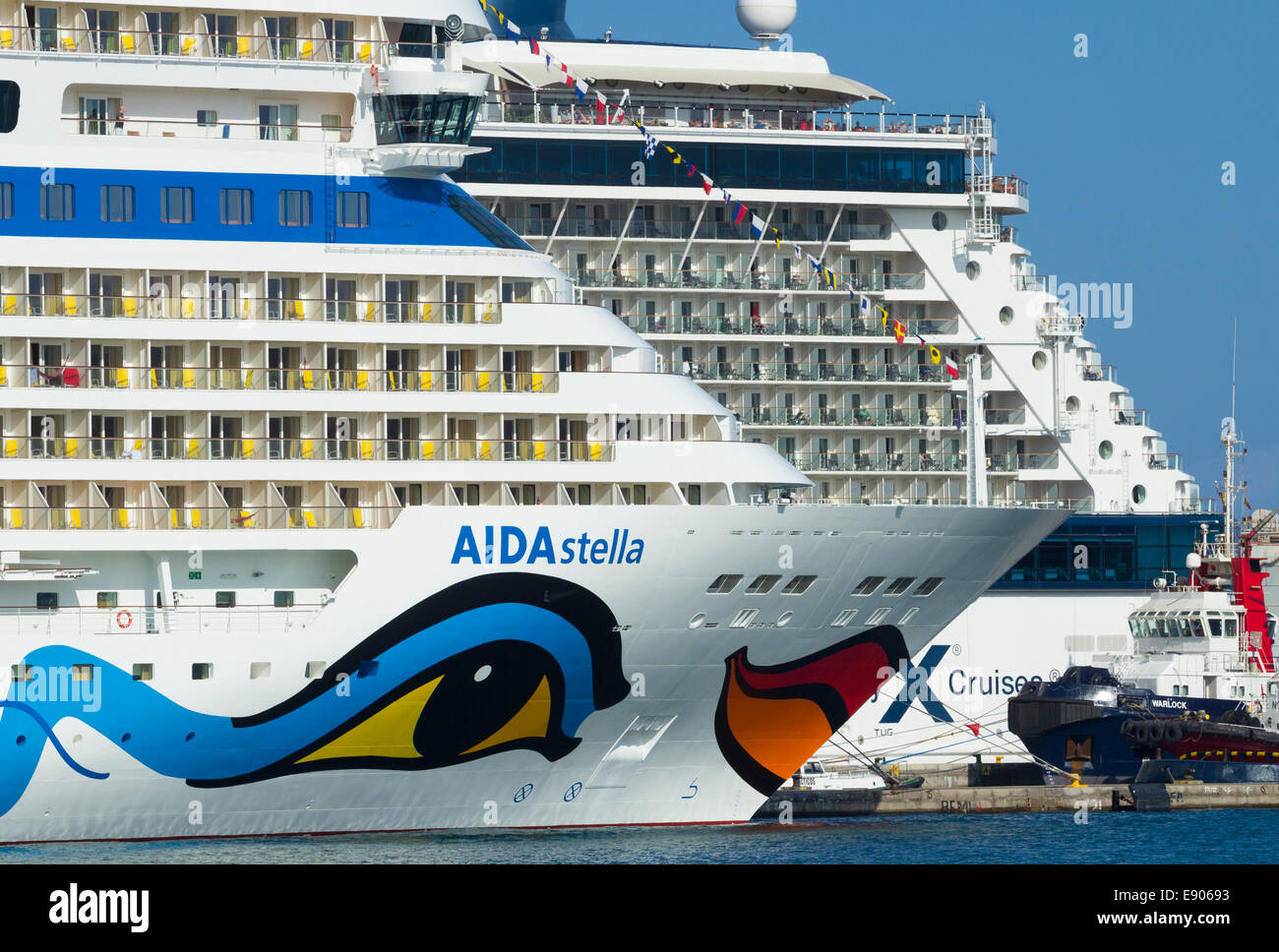 Zwei Kreuzfahrtschiffe besuchen, Las Palmas, Gran Canaria, Kanarische Inseln, Spanien Stockfoto