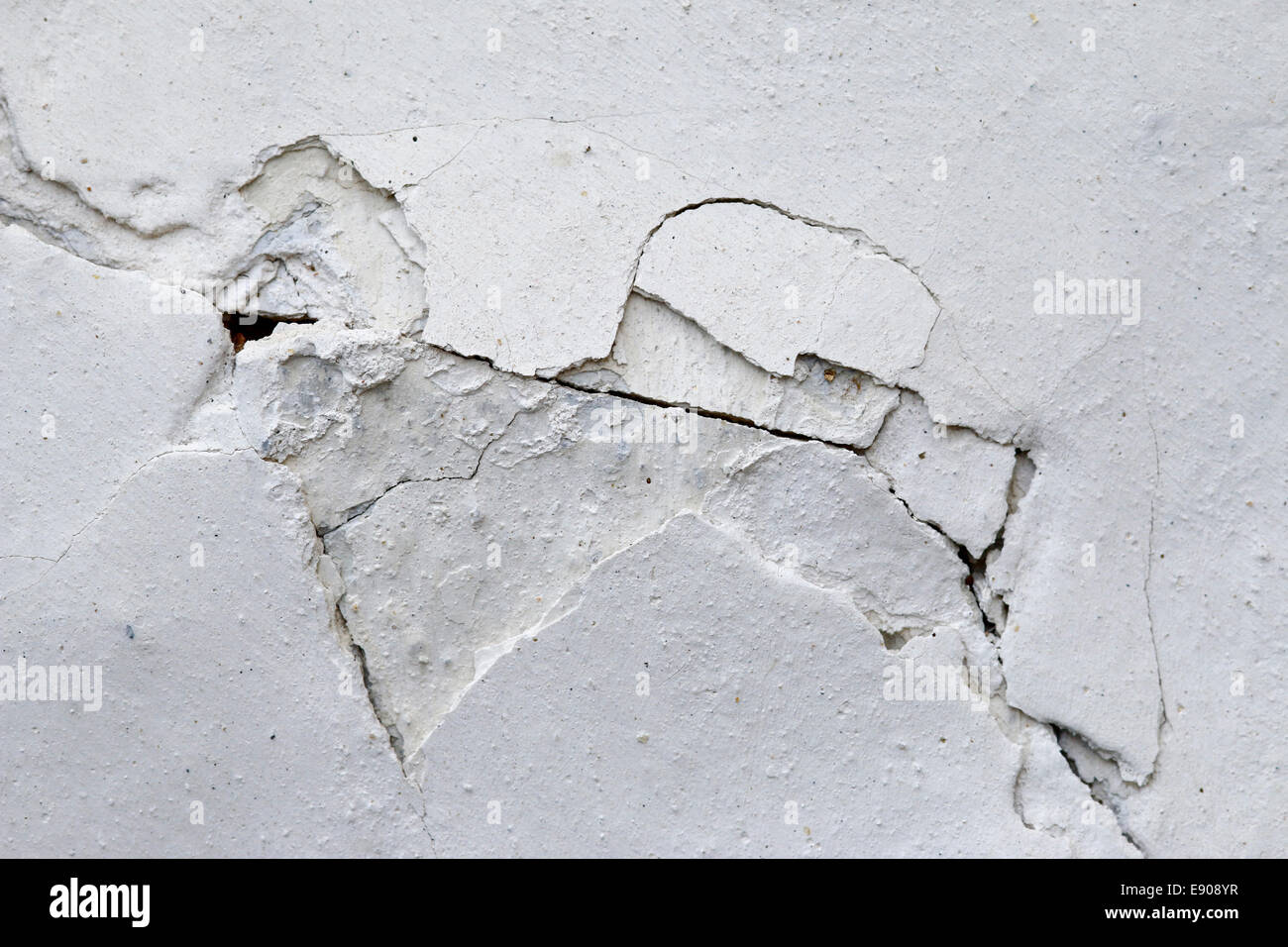 Risse im Putz - Risse in Stuck Stockfoto
