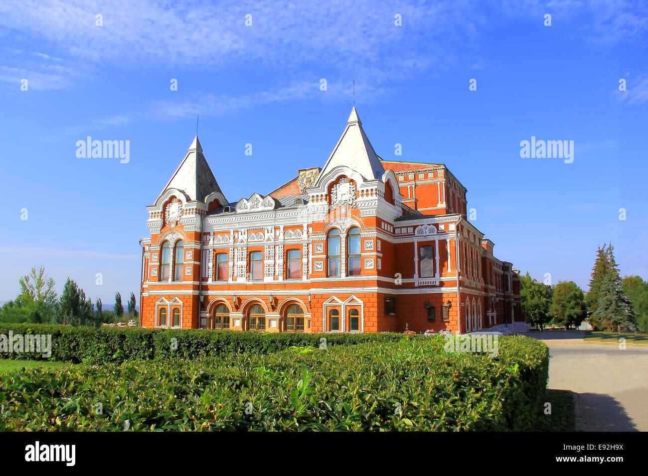 Landschaft mit historischen Theater und blauer Himmel Stockfoto