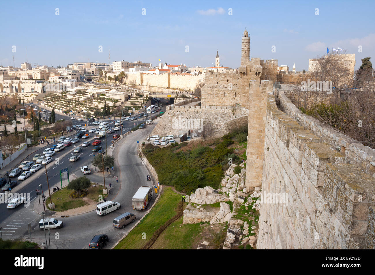 Blick von der alten Stadtmauer von Jerusalem. Stockfoto