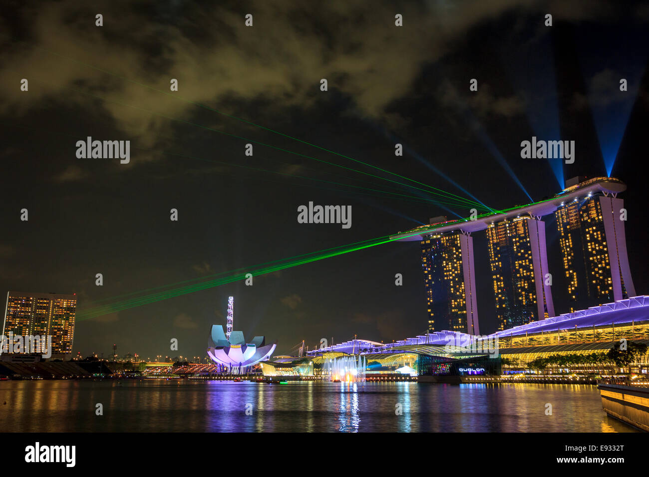 Laser-Show des Marina Bay Sands Stockfoto