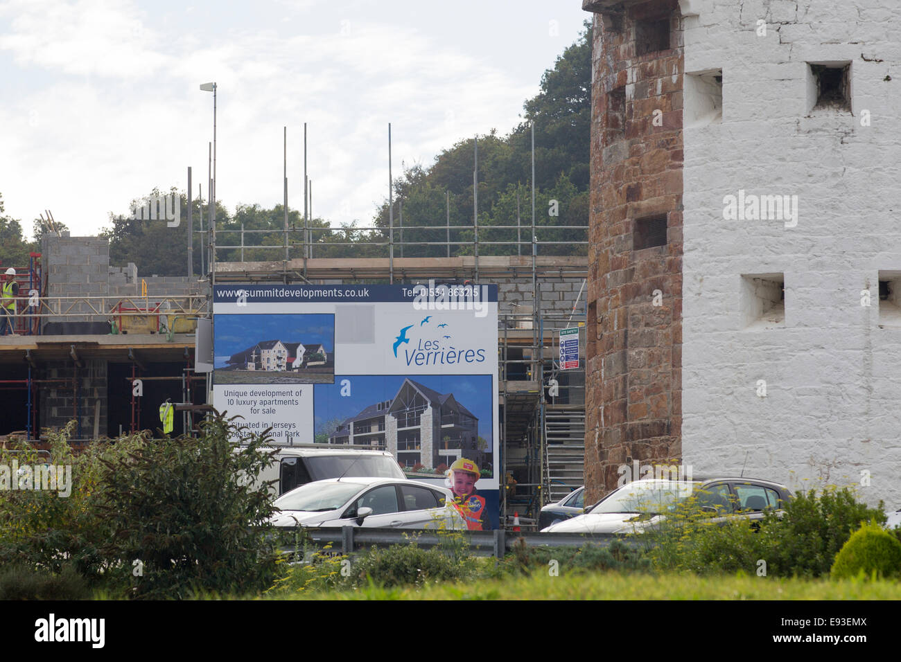 Summit Entwicklungen Les Verrières Development - Luxus-Appartements - Wohnungen Greve de Lecq Bucht. Stockfoto