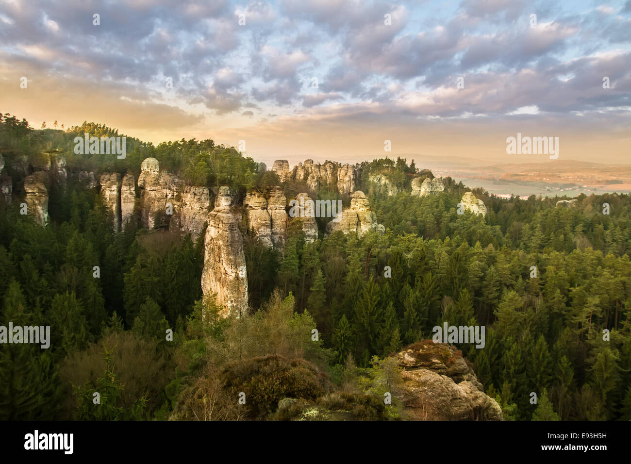 Sandstein-Formationen im Böhmischen Paradies, hdr Stockfoto