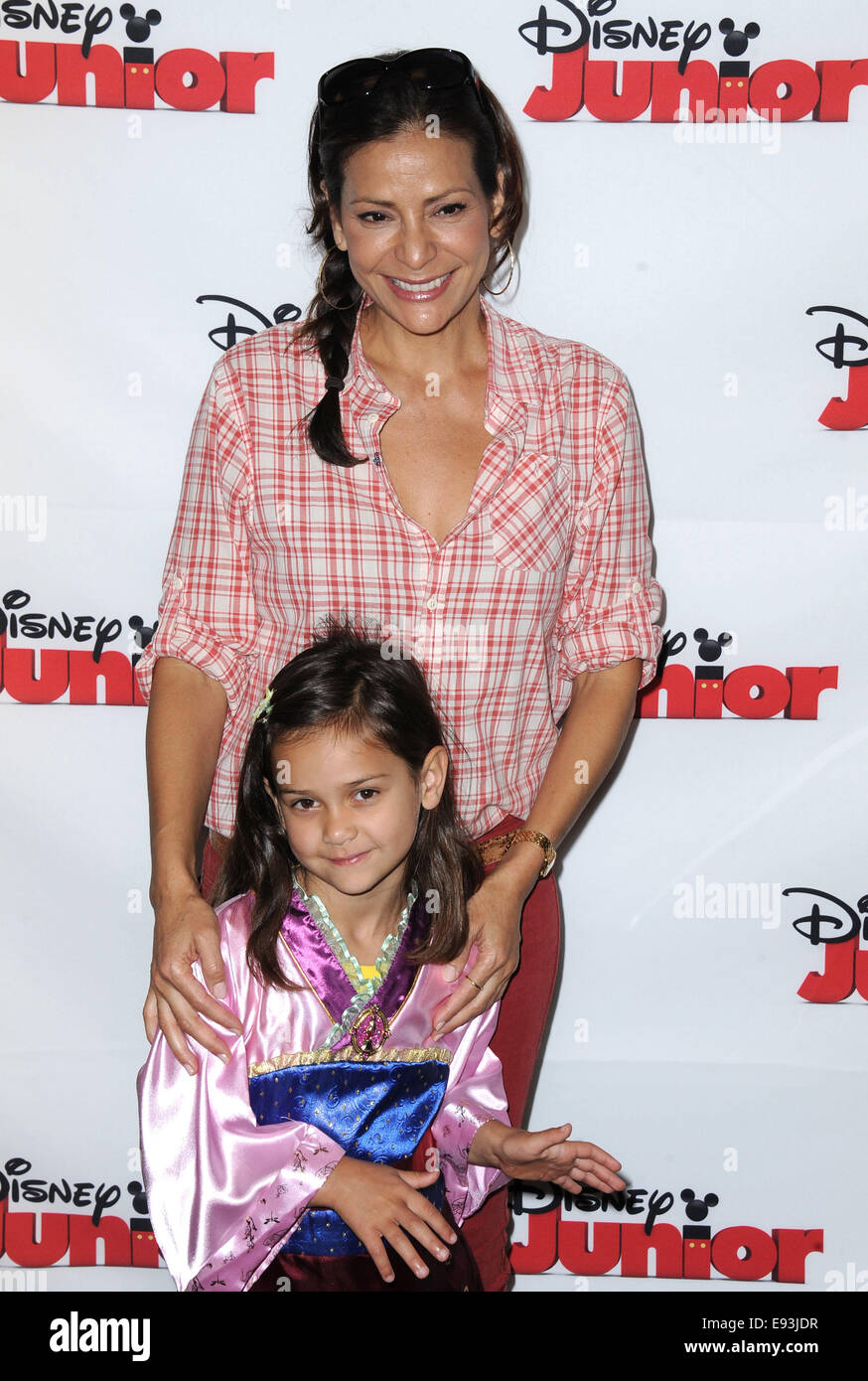 Los Angeles, Kalifornien, USA. 17. Oktober 2014. Constance Marie an der Kostüm Party Premiere-Veranstaltung für "Jake und die nie Land Piraten: Schlacht für das Buch!'' im The Walt Disney Studios in Burbank, Kalifornien am 17. Oktober 2014 statt. 2014Constance Marie © D. Long/Globe Fotos/ZUMA Draht/Alamy Live-Nachrichten Stockfoto