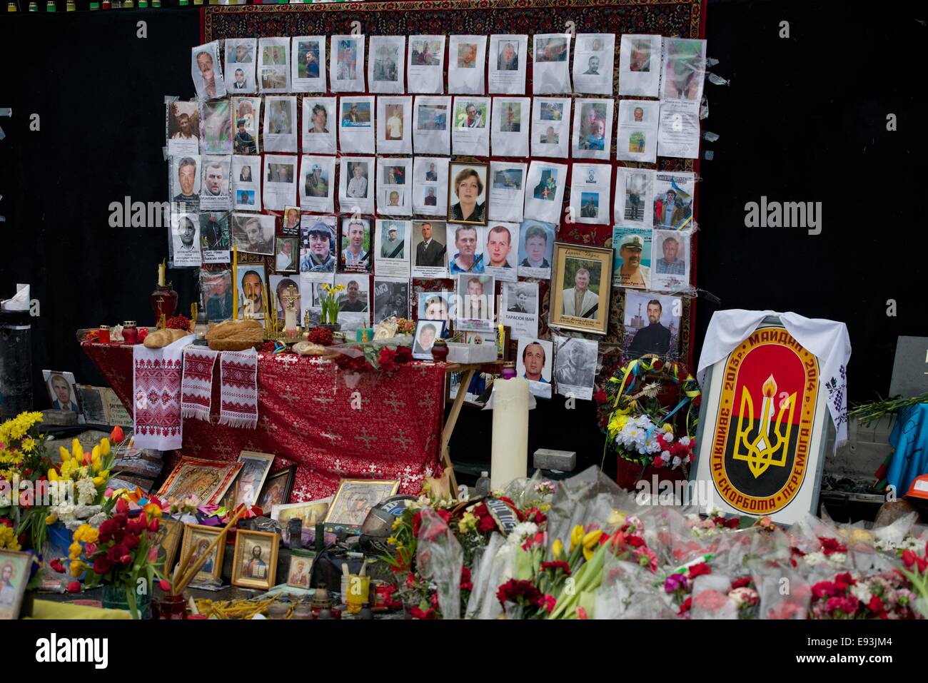 Fotos von der Demonstrant Maidan von Scharfschützen getötet Stockfoto