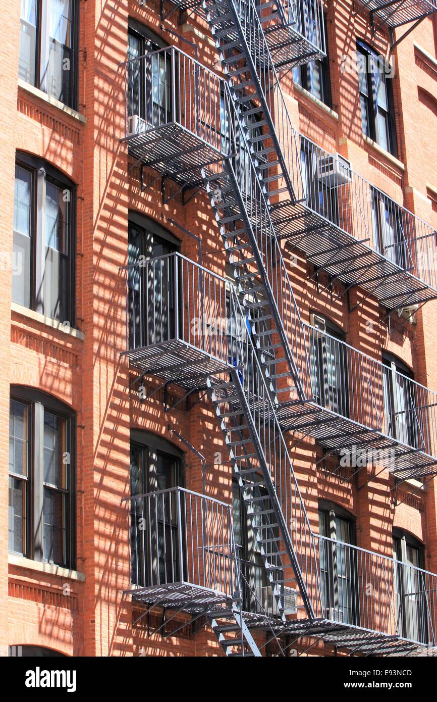 Feuerleiter Treppen, Stadtteil von Brooklyn, New York, Stadt, USA Stockfoto