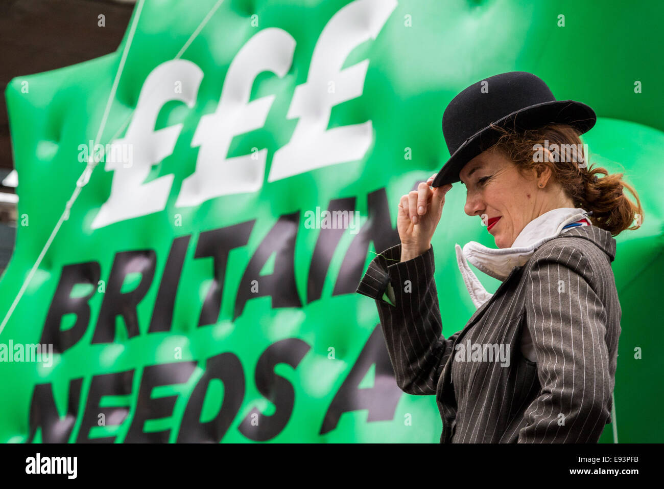 London, UK. 18. Oktober 2014.  "Großbritannien braucht eine Gehaltserhöhung" nationale Demonstration Credit: Guy Corbishley/Alamy Live-Nachrichten Stockfoto