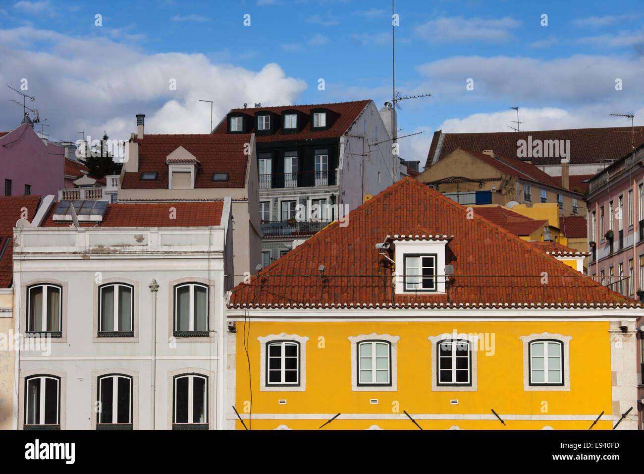 Wohnarchitektur in der alten Stadt Lissabon in Portugal Stockfoto
