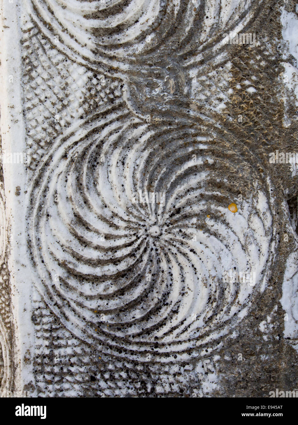 Heraion von Samos, Heiligtum der Göttin Hera, Samos Griechenland, ein UNESCO-Weltkulturerbe, dekoriert Marmor wirbelt Stockfoto