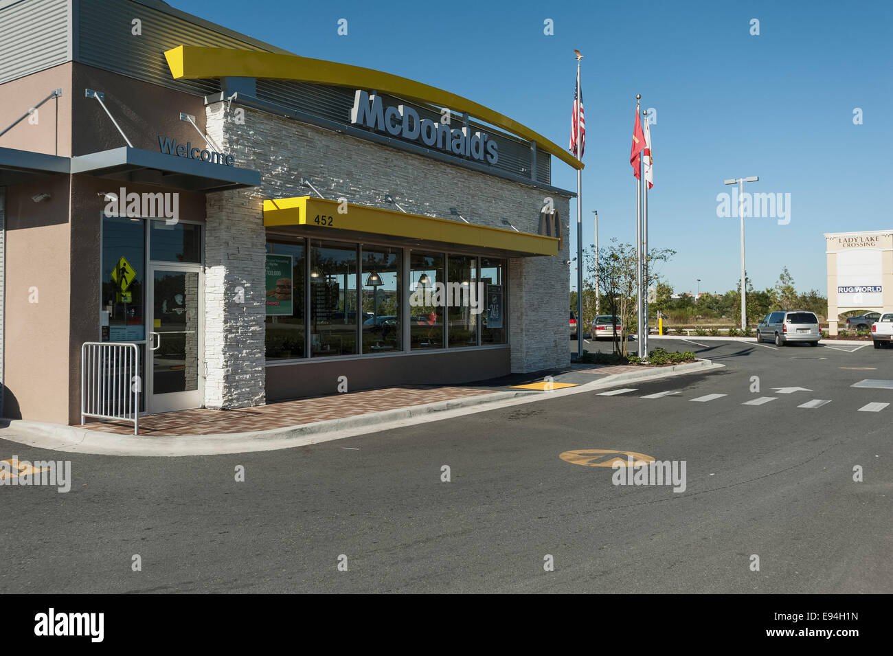 Neu errichteten MacDonalds Restaurant befindet sich im Lady Lake, Florida Vereinigte Staaten von Amerika Stockfoto