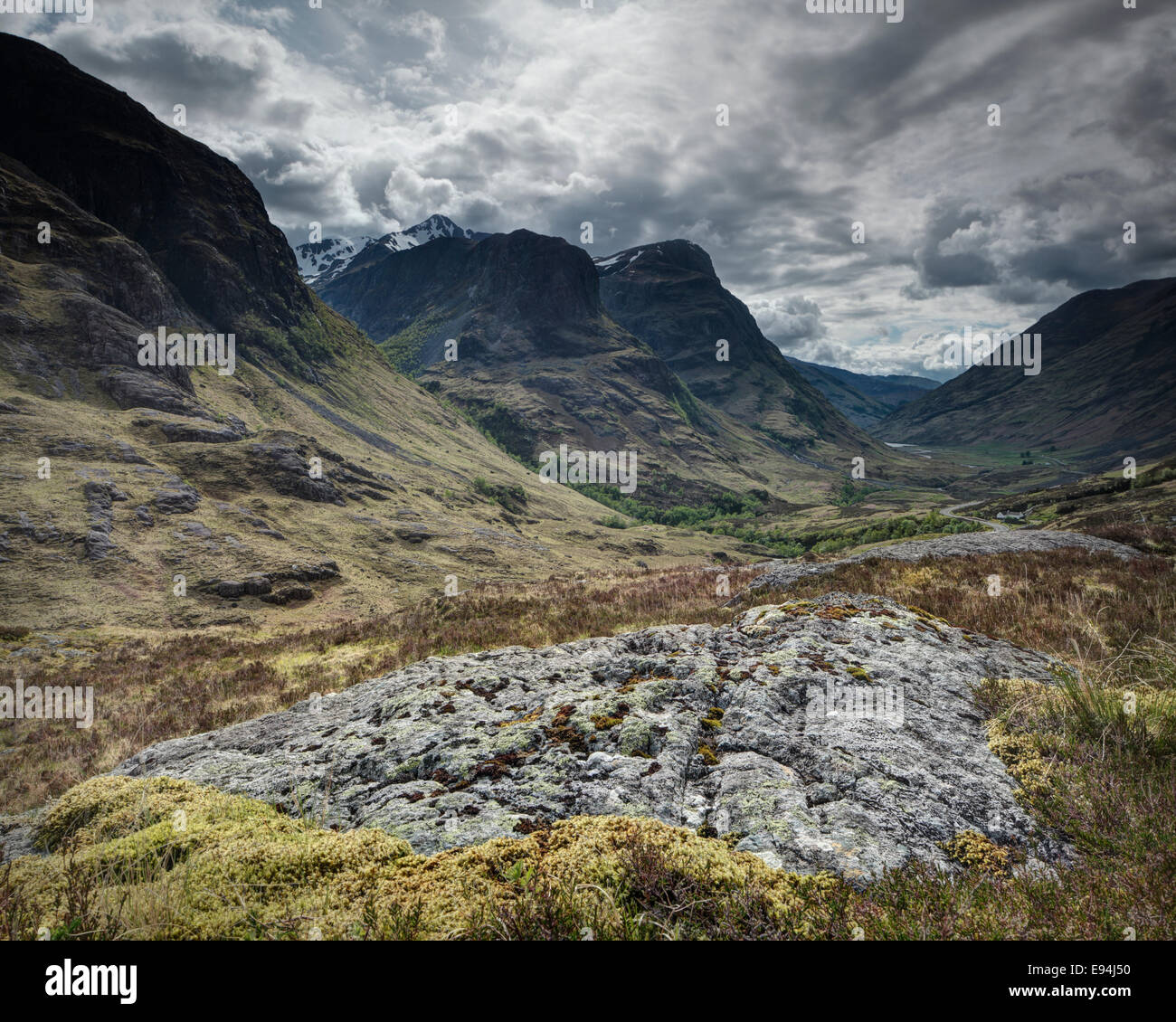 Am späten Nachmittag Licht auf die Three Sisters in Glencoe Pass in den Highlands von Schottland Stockfoto