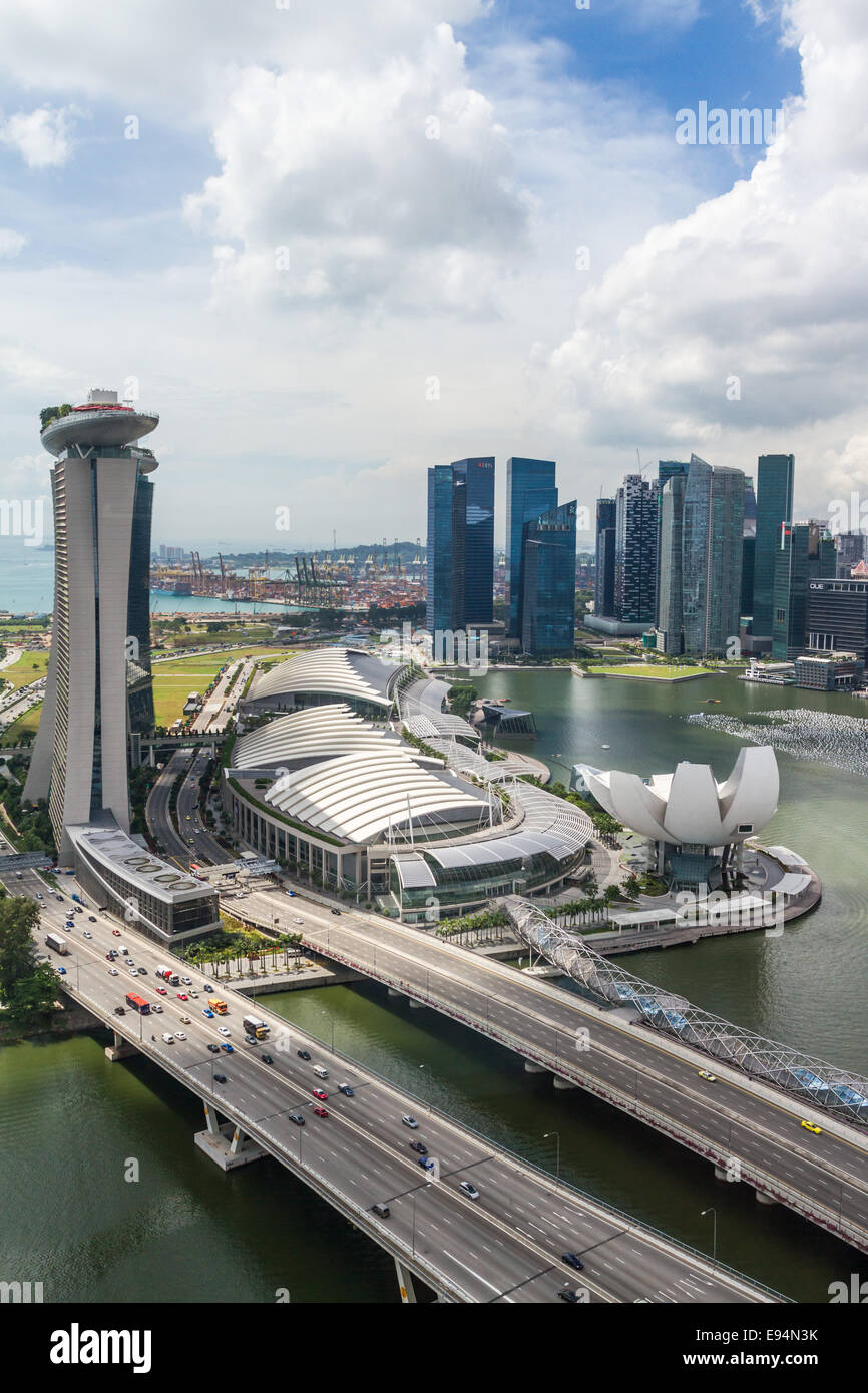 Blick auf die Marina Bay Sands Hotel, Einkaufs- und Casino-Komplex. Stockfoto