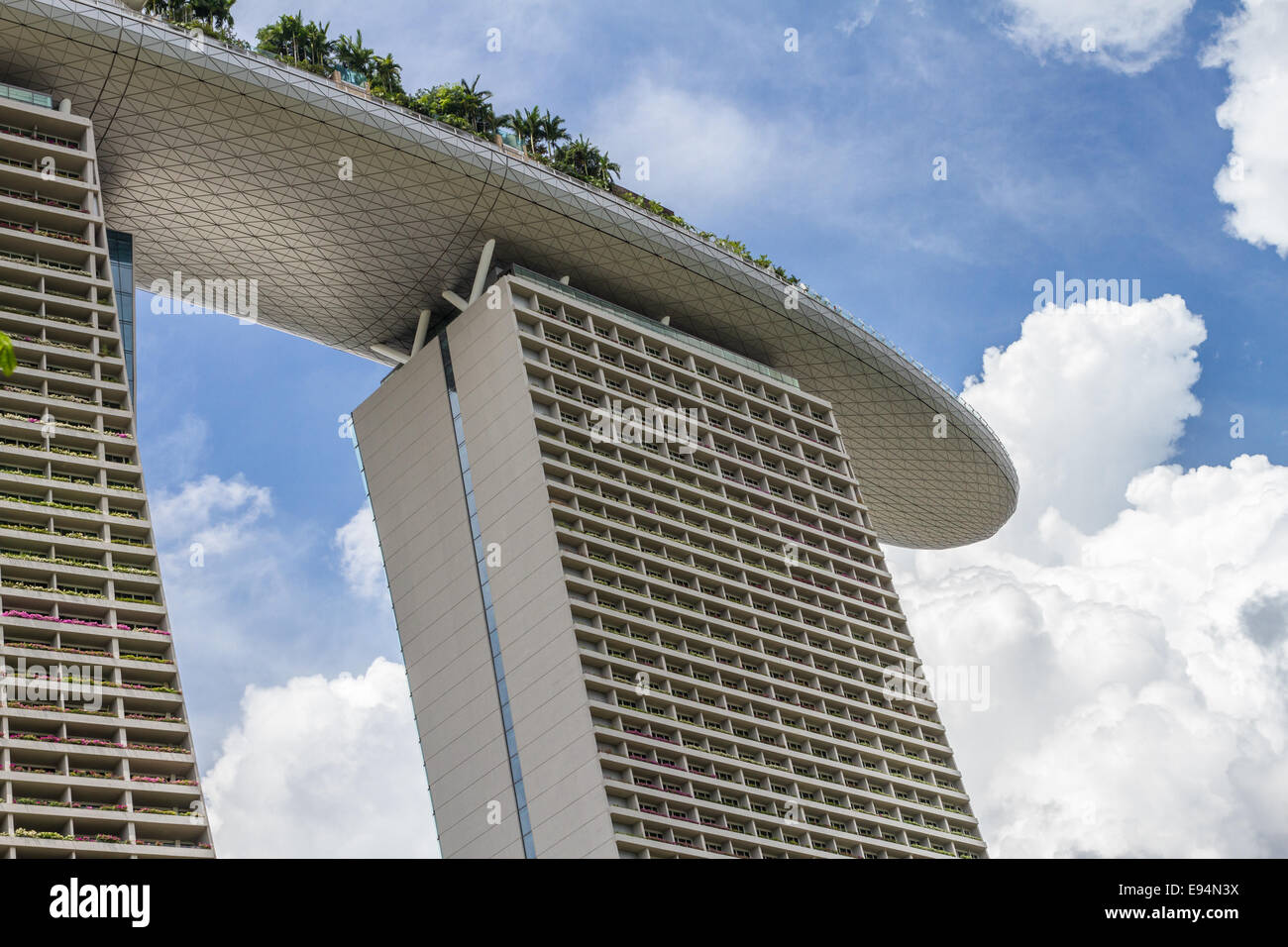 Nahaufnahme des Marina Bay Sands Hotel und Casino Komplex, zeigt die außergewöhnliche Sky Park Stockfoto