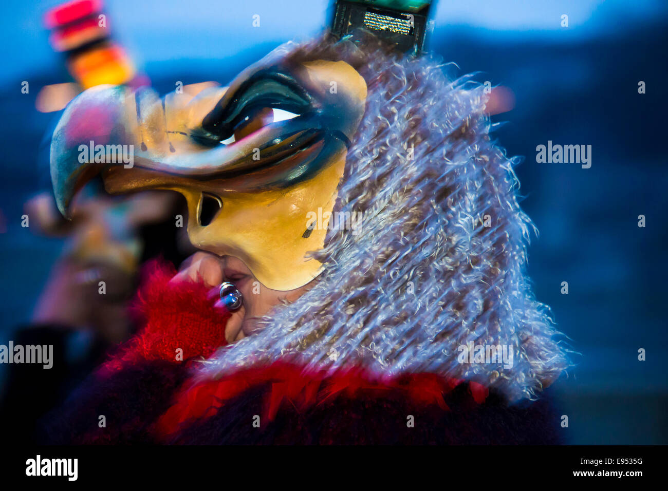 Maske beim Karnevalsumzug Morgenstraich, Basel, Schweiz Stockfoto