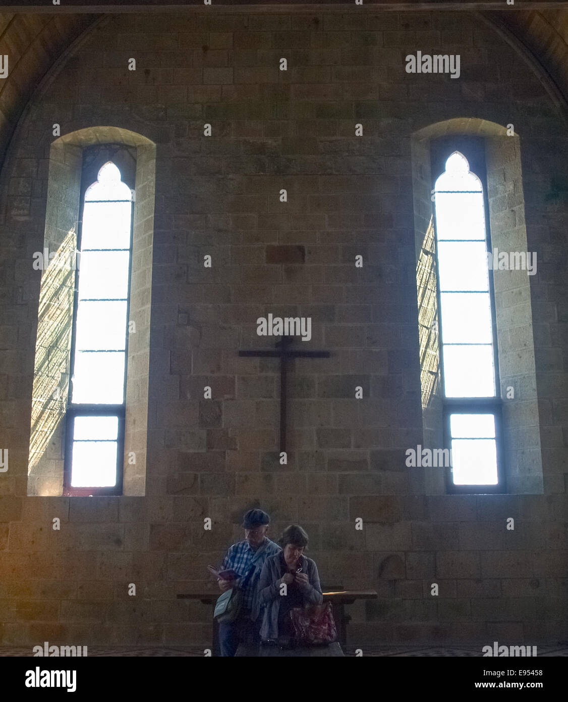 Mont St. Michel, Frankreich - 13. Juni 2014: Abtei von Mont St. Michel, Bilder mit verschiedenen inneren architektonischen Strukturen. Zwei un Stockfoto