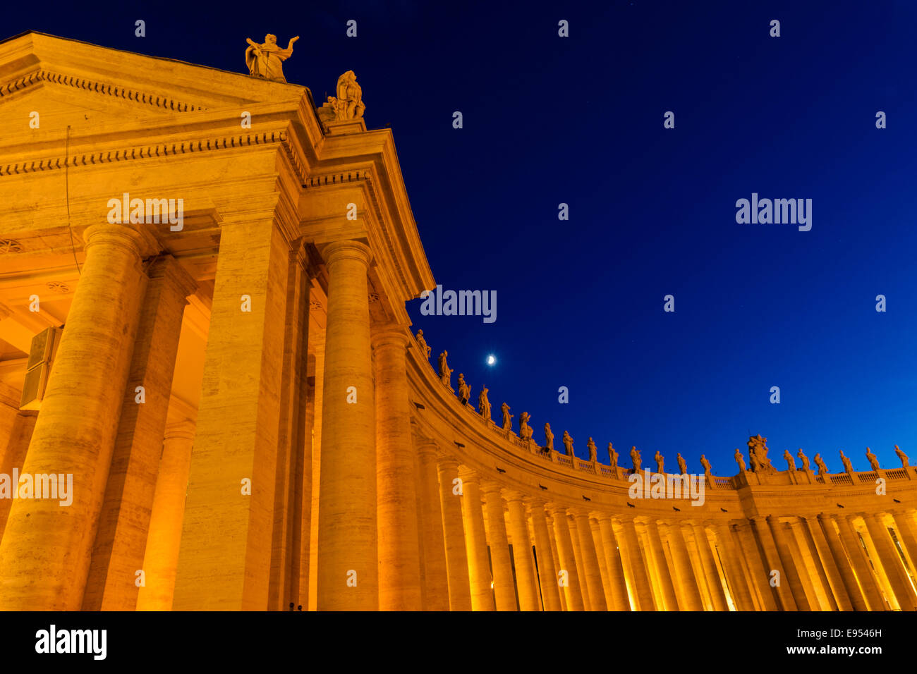 Gian Lorenzo Bernini Kolonnade von St. Peter &#39; s Platz, Piazza San Pietro, Vatican, Vatikan, Rom, Italien Stockfoto