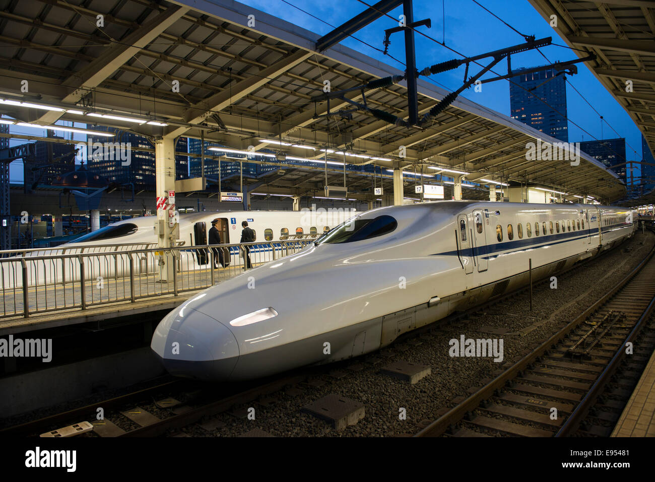 Shinkansen-Bahnhof, Tokyo, Japan Stockfoto