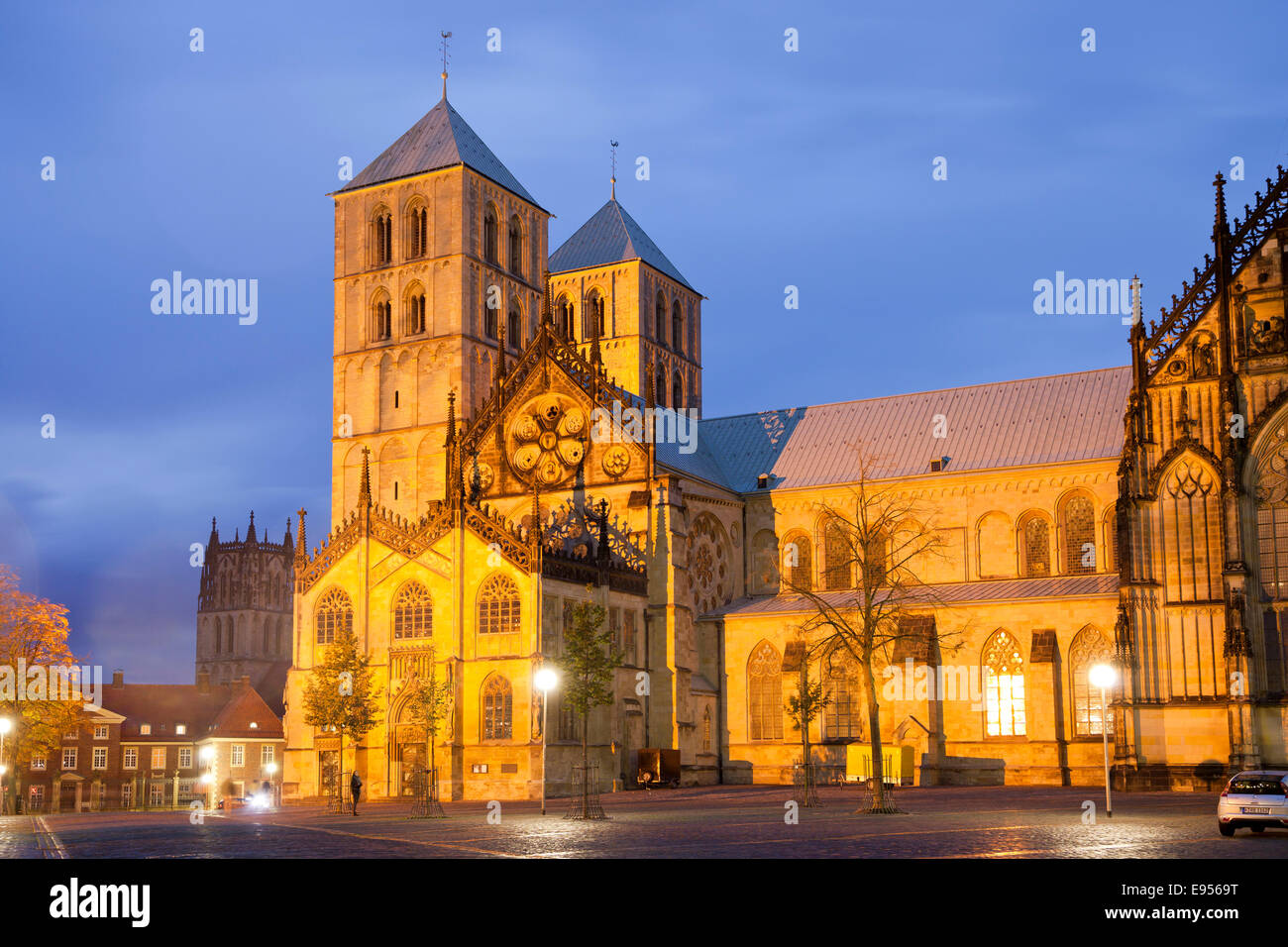 St. Paulus-Dom, Münster-Kathedrale in der Nacht, Münster, Nordrhein-Westfalen, Deutschland Stockfoto