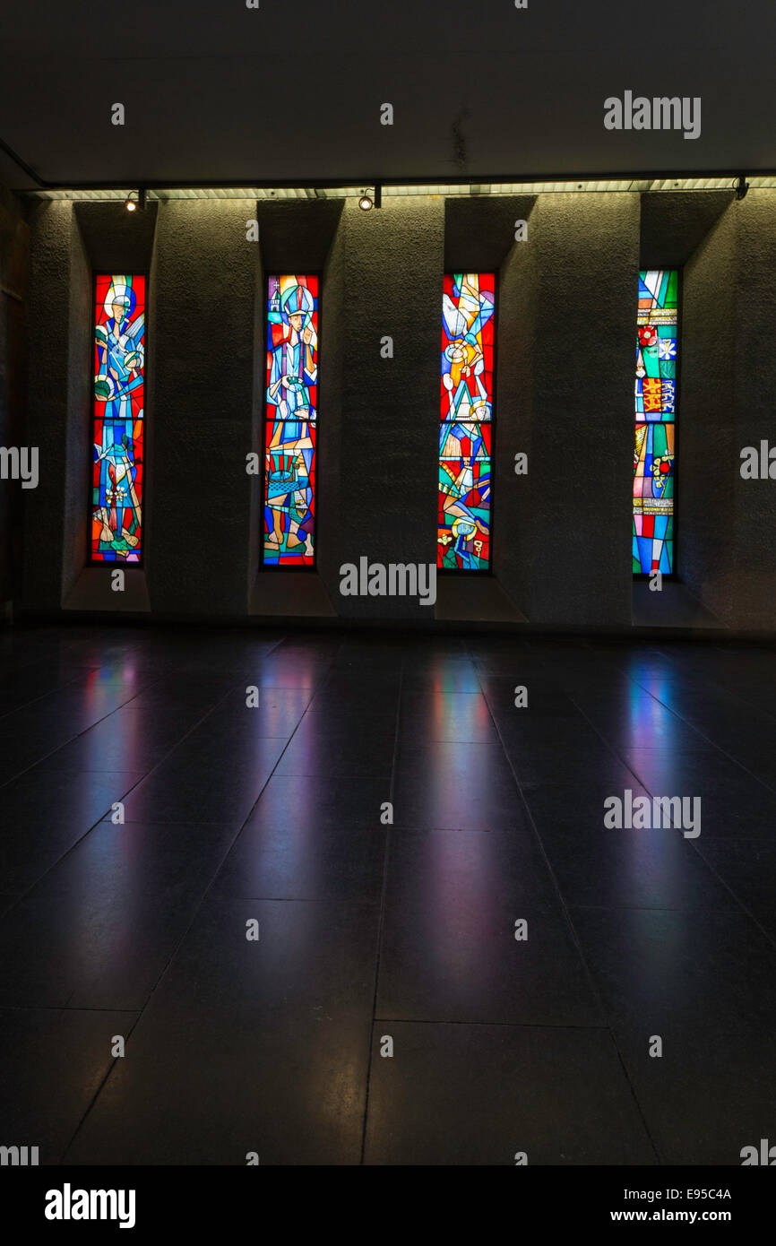 Das Interieur des neuen Coventry Cathedral, Coventry, Warwickshire, England, UK Stockfoto