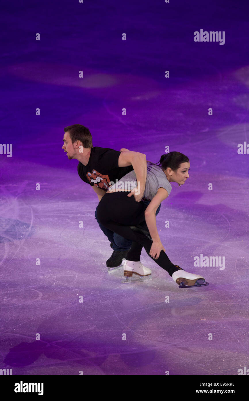 Ksenia Stolbova und Fedor Klimov (RUS) durchführen in der Eiskunstlauf-Gala-Ausstellung in der Olympischen Winterspiele Sotschi 2014 Stockfoto