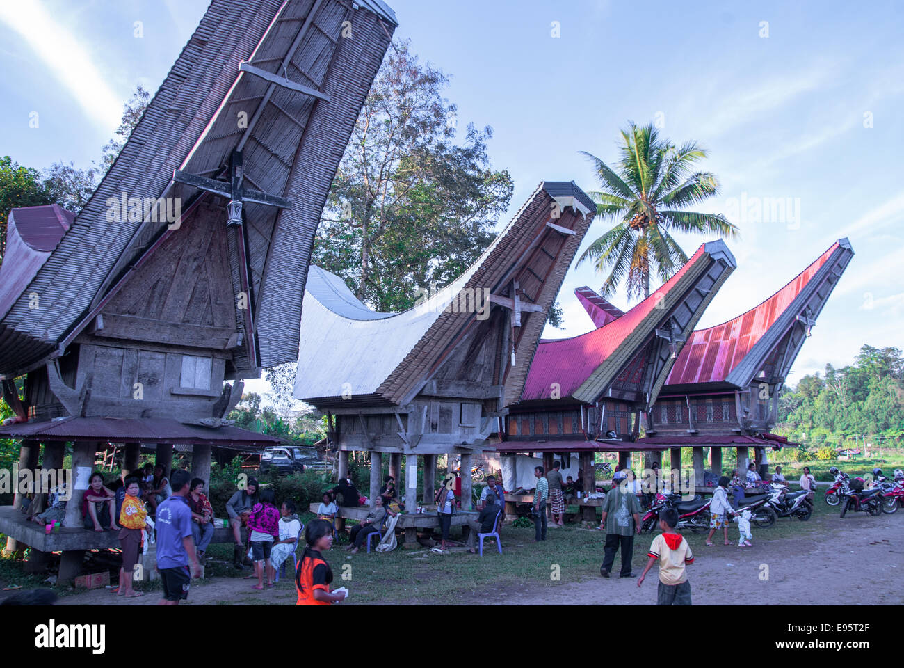 traditionelle Häuser in Tana Toraja Rantepao Sulawesi Indonesien Stockfoto