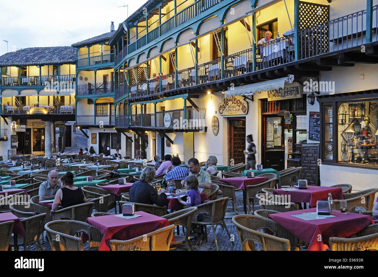 Die Plaza Mayor, Chinchon, Spanien Stockfoto