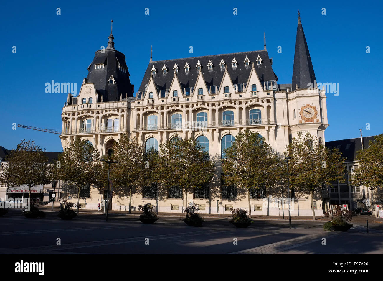 die Mediathek, l'apostrophe, Chartres, Frankreich Stockfoto