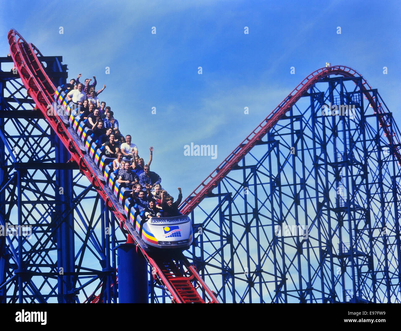 Die Big One Stahl Achterbahn. Blackpool Pleasure Beach. Lancashire. Stockfoto