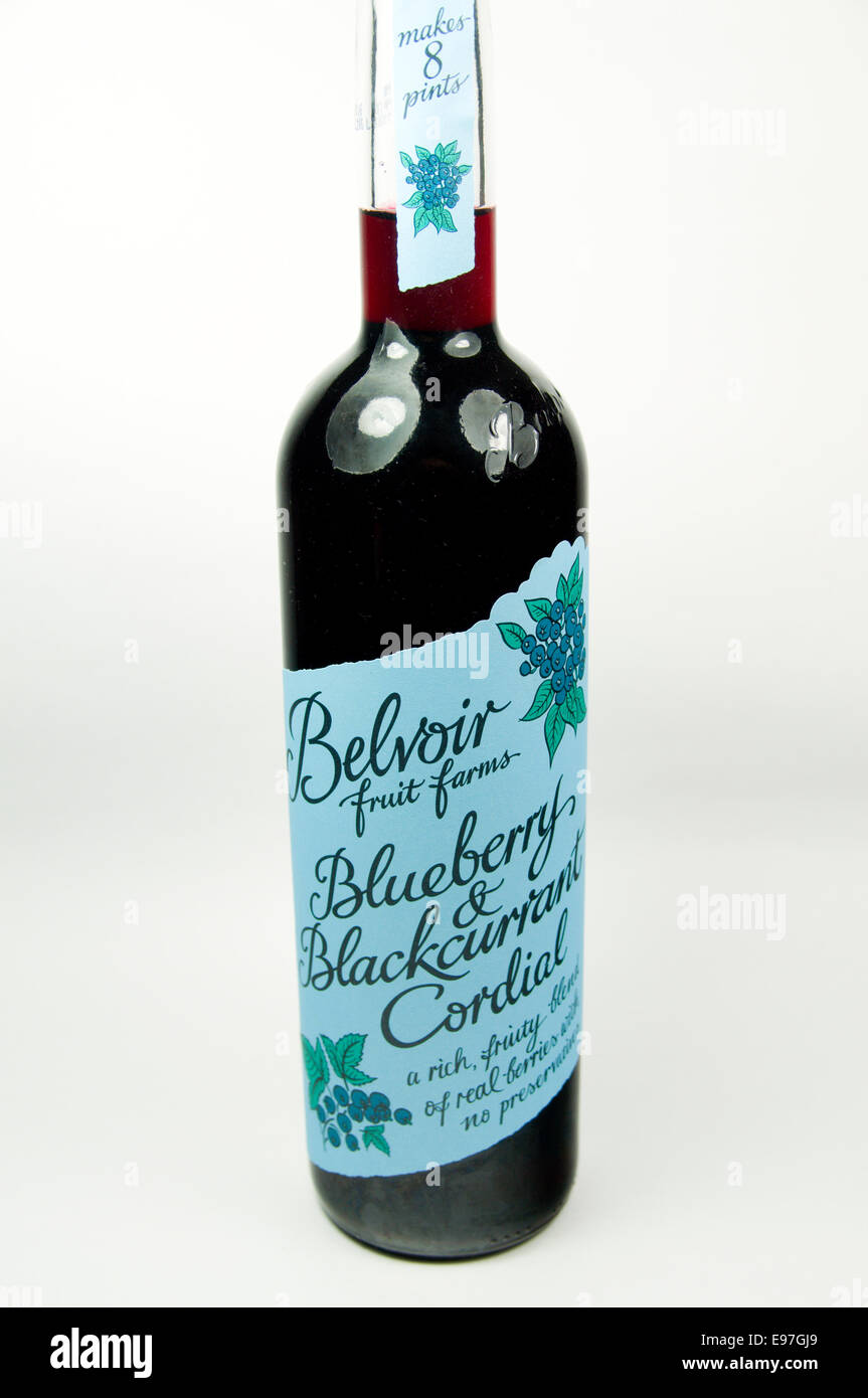 Belvoir Heidelbeeren und schwarzen Johannisbeeren herzliche Flasche. Stockfoto