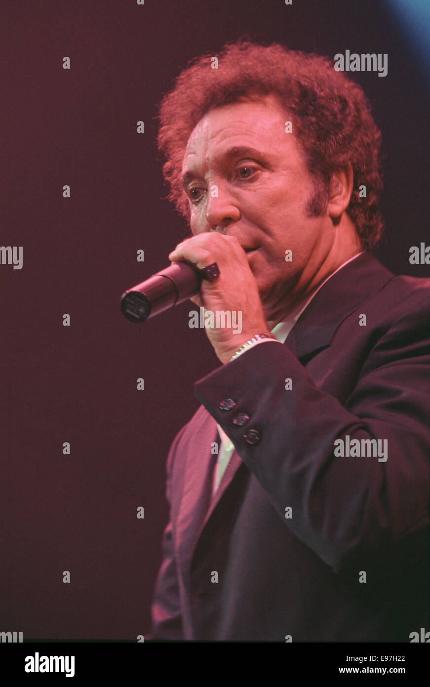 Tom Jones, walisischer Sänger, Konzert in Glasgow, Schottland, im Jahr 1996. Stockfoto