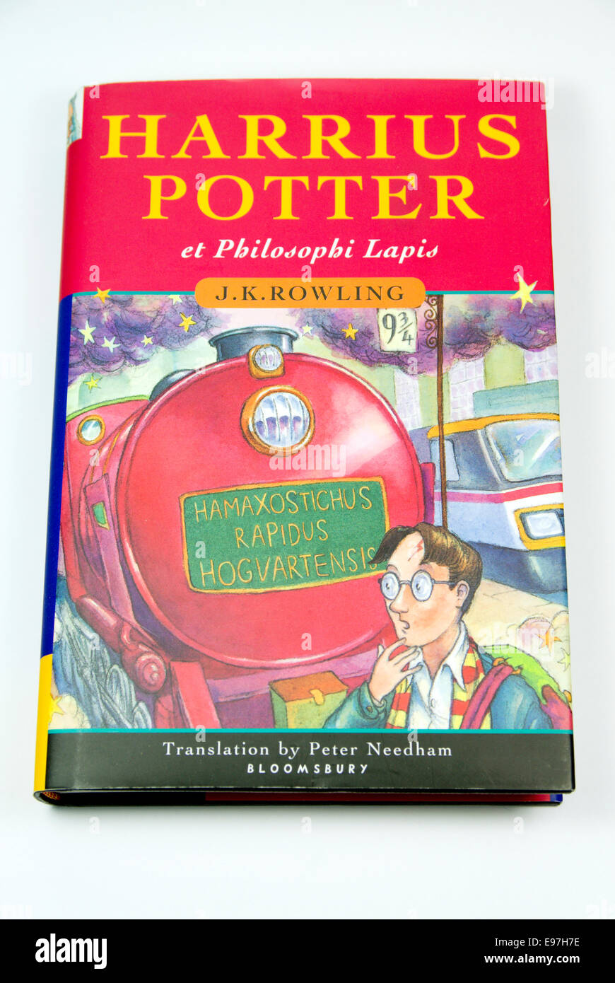 Harry Potter und der Philosophen Stein Buch in lateinischer Sprache. Stockfoto
