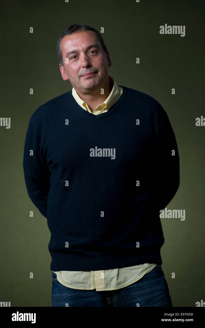 Australischer Autor des griechischen Erbes Christos Tsiolkas erscheint das Edinburgh International Book Festival. Stockfoto