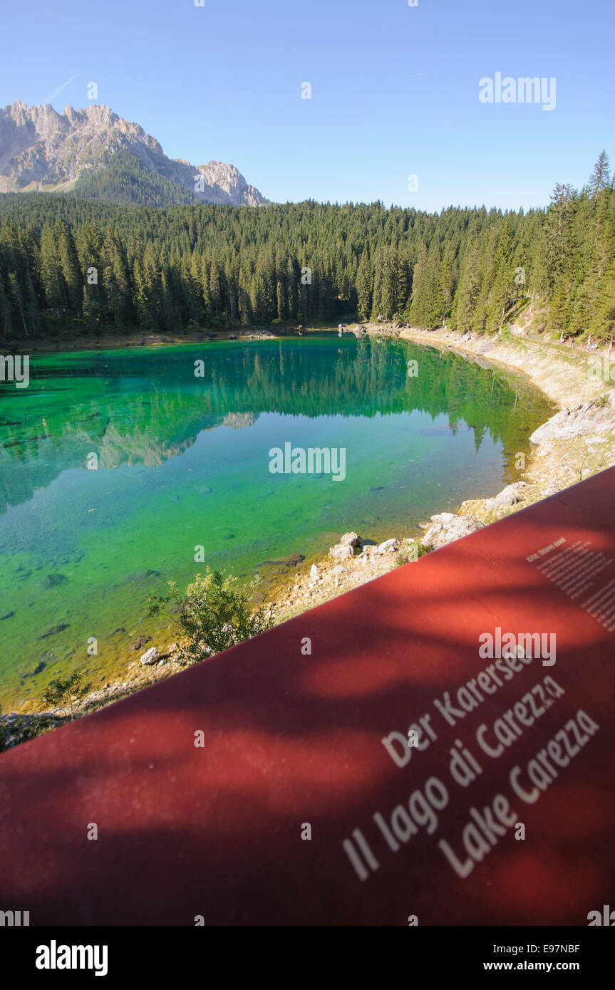 Karersee (Lago di Carezza), Dolomiten, Italien Stockfoto